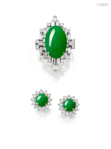 JADEITE AND DIAMOND AND RING AND EARSTUD SET (2)