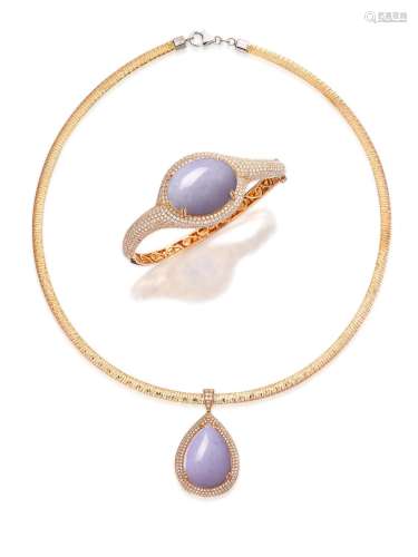 LAVENDER JADEITE AND DIAMOND NECKLACE AND BANGLE SUITE