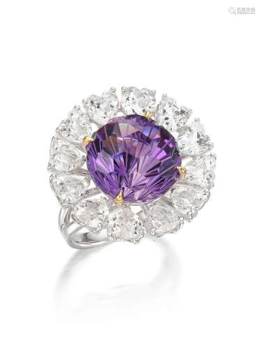 AMETHYST AND COLOURLESS TOPAZ RING