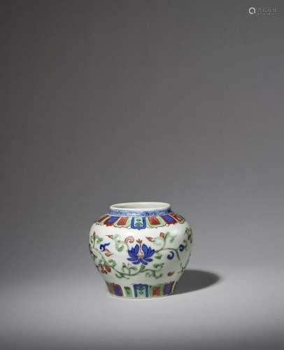 A SMALL WUCAI 'LOTUS' JAR Wanli six-character mark a...