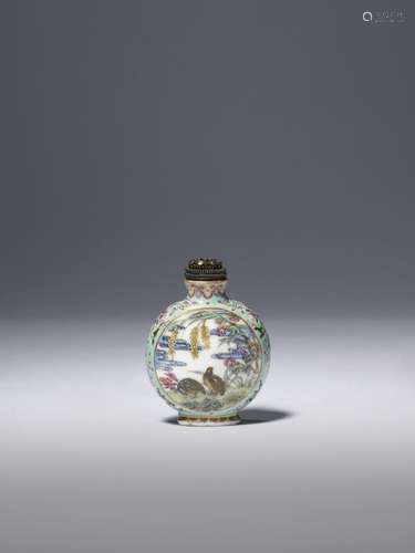 A FINE FAMILLE ROSE PORCELAIN 'MAGPIES' SNUFF BOTTLE...