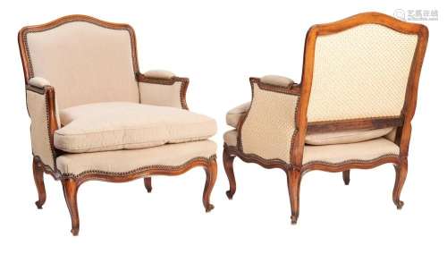 A PAIR OF LOUIS XV STYLE BEECHWOOD BERGERES