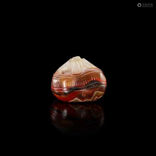 An agate water chestnut, Qing dynasty, 19th century 清十九世...