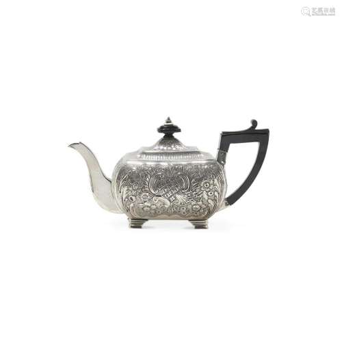 Silver teapot Robert, David & Samuel Hennel, London, 180...