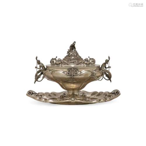 Large silver soup tureen Fratelli Bagliani, Alessandria, 20t...