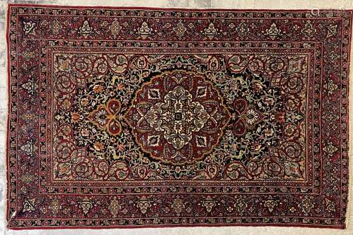 ISPAHAN PERSE (Nadjafabad)
Tapis en laine sur chaine de