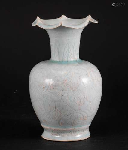 Hutian Kiln Flower Mouth Bottle