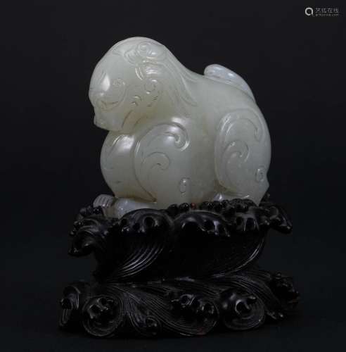 Qing Dynasty White Jade Lucky Beast