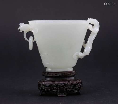 Qing Dynasty White Jade Cup