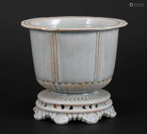 Celadon incense burner