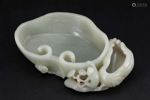 White Jade Washing in the Qing Dynasty