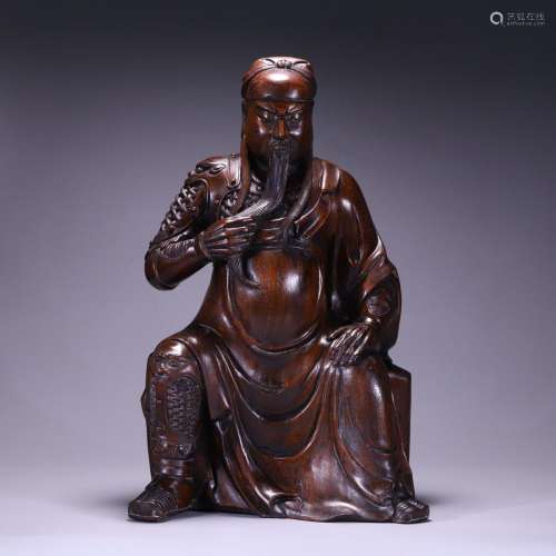 Qing Dynasty Chenxiang Wood Guan Gong Statue