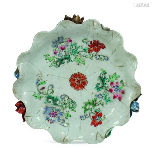 CHINE DYNASTIE QING, XVIIIe SIÈCLE 中国 清 18世纪<br />
荷叶...