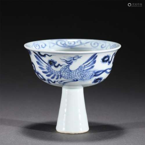 A BLUE AND WHITE PORCELAIN STEM-CUP,YUAN
