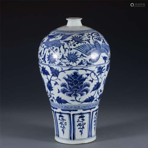 A BLUE AND WHITE PORCELAIN FLOWERS VASE,YUAN