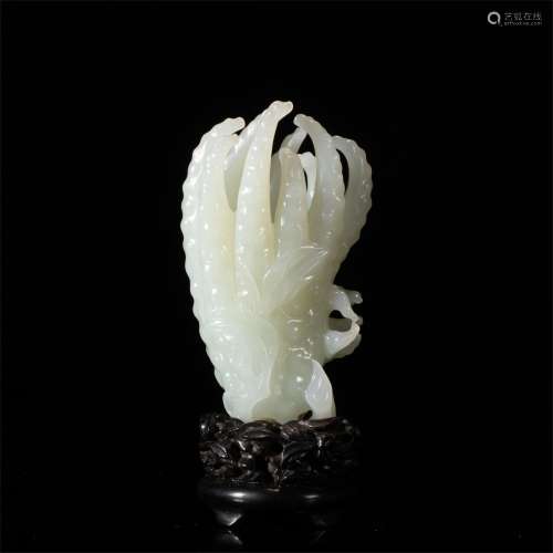 A JADE CARVED ORNAMENTS