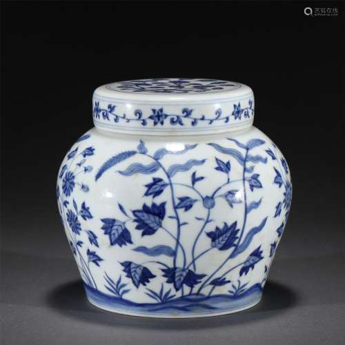 A BLUE AND WHITE PORCELAIN LIDDED JAR,CHENGHUA