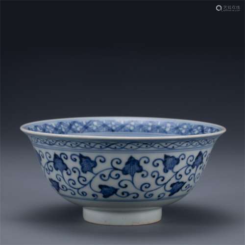 A BLUE AND WHITE PORCELAIN BOWL,MING