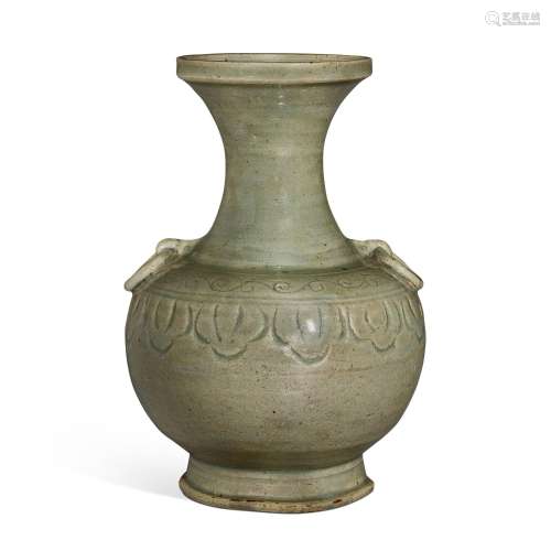 <br />
A Korean celadon vase, Goryeo dynasty, 11th century 高...