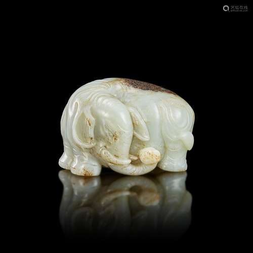 <br />
A greyish-white jade elephant, Qing dynasty, 18th cen...