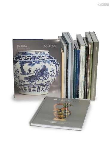 A GROUP OF CHINESE & ASIAN ART DEALERS CATALOGUES