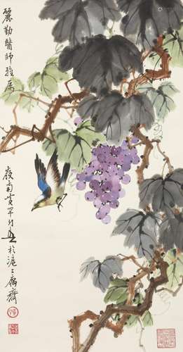 HUANG HUANWU (1906-1985) Grapes and an Oriole