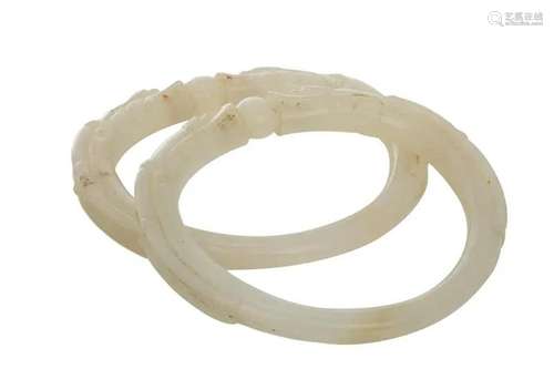 PAIR OF CHINESE FINE WHITE JADE CARVED BANGLES