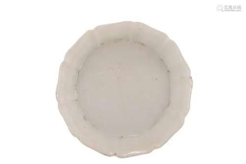 A CHINESE WHITE GLAZE PORCELAIN DISH