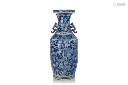 CHINESE BAMBOO BLUE AND WHITE PORCELAIN VASE