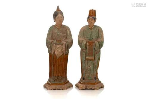 PAIR OF CHINESE SANCAI POTTERY FIGURINES