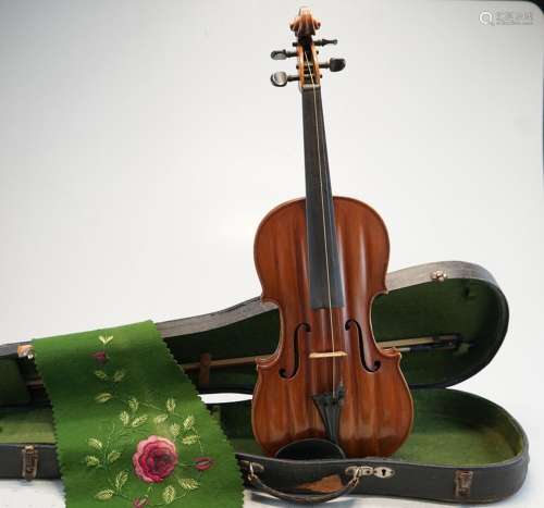 Violine von 1919 nach aelterm Vorbild -Sammlung Hermann Schr...