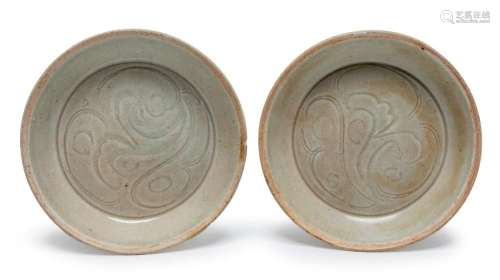 A PAIR OF CHINESE QINGBAI WASHERS, SOUTHERN SONG DYNASTY (11...