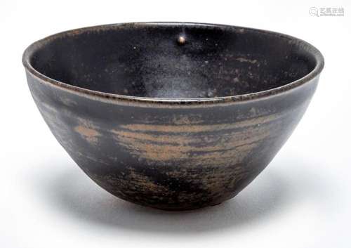 A CHINESE JIZHOU BOWL, SONG DYNASTY (960-1279) 11.5cm diamet...