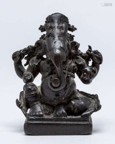 A SMALL INDIAN BRONZE FIGURE OF A GANESHA, 19TH CENTURY 5cm ...