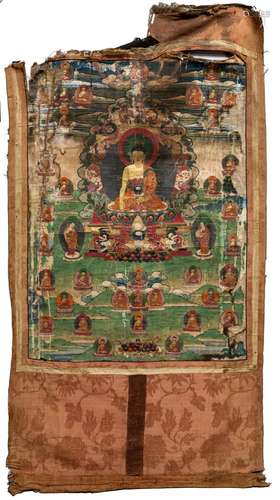 A TIBETAN THANGKA OF BUDDHA SHAKYAMUNI, 18TH CENTURY 75x55cm