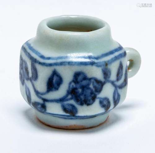 A CHINESE BLUE AND WHITE BIRD FEEDER, POSSIBLY YUAN DYNASTY ...