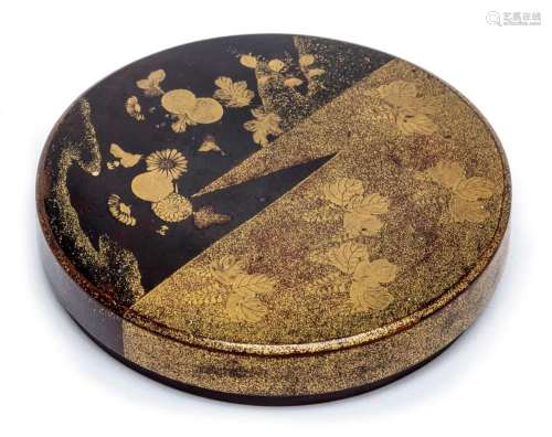 A JAPANESE HIRAMAKI-E LACQUER INCENSE BOX, KOGO, MOMOYAMA PE...