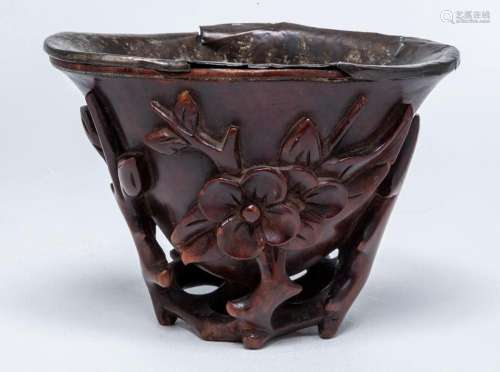 A CHINESE WOOD CARVED LIBATION CUP, QING DYNASTY (1644-1911)...