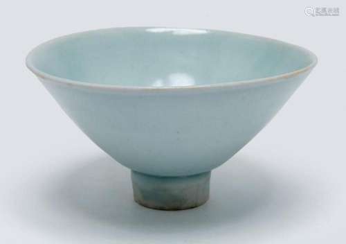 A CHINESE QINGBAI CONICAL BOWL, SONG DYNASTY (960-1279) 10.6...