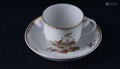 Manufacture de La Haye sur porcelaine blanche de Tournai - X...