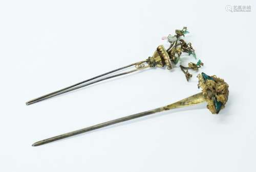 2 Chinese Qing Dynasty Gilt Metal Hair Pins