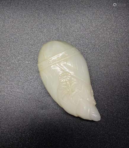 Chinese 19 C White Jade Bamboo Shoot Snuff Bottle