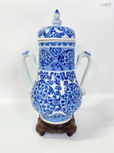 Rare Chinese Kangxi Blue & White Porcelain Jar