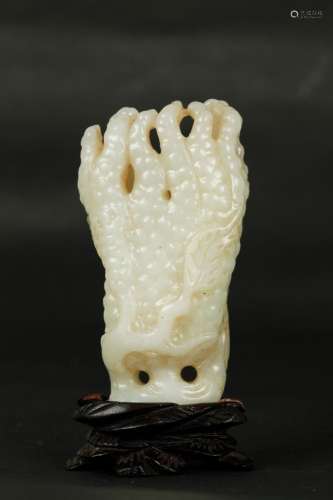 Chinese White Jade Buddha's Hand Citron Toggle