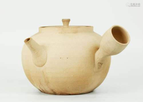 Japanese Light Clay Side Handle Tea / Water Pot