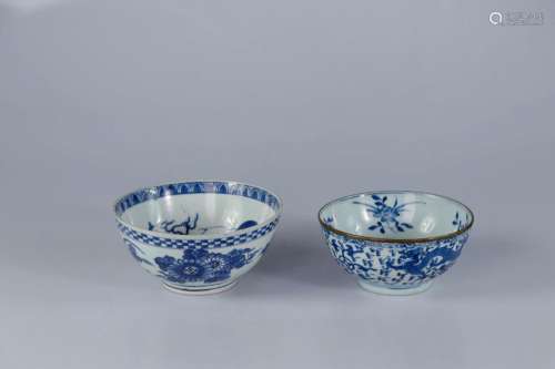 (2) CHINE, XVIIIe-XIXe siècle. Ensemble de deux bols en