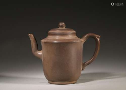 A zisha clay teapot, Wang Yinchun mark