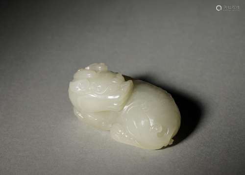 A jade beast ornament  ,Qing Dynasty,China