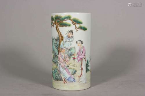 An inscribed famille rose figure porcelain brush pot,Qing Dy...