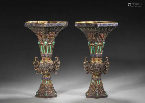 A pair of flower patterned gem-inlaid gilding copper beaker ...